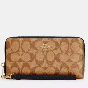 COACH Womens Long Zip Around Wallet In Signature Canvas With Strap NWT $298